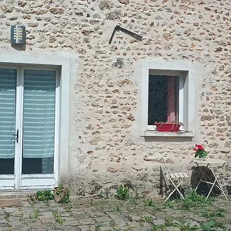 Duplex Dans Belle Propriete Avec Piscine Apartment