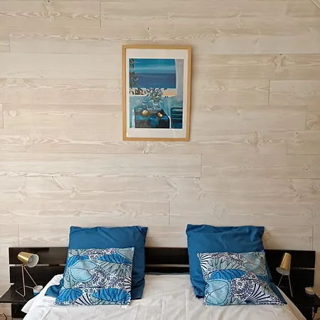 Apartment Duplex Dans Belle Propriete Avec Piscine