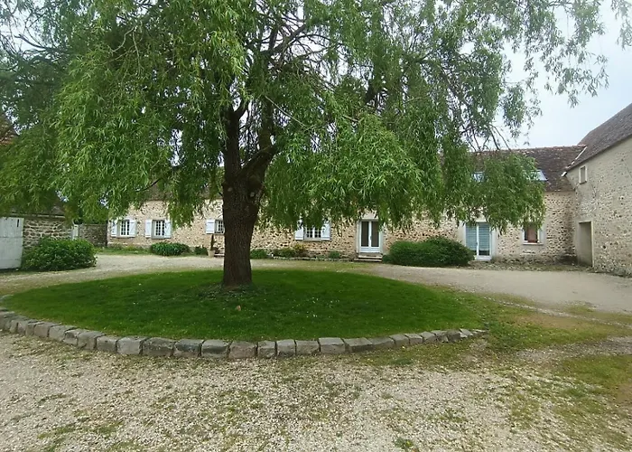 Duplex Dans Belle Propriete Avec Piscine