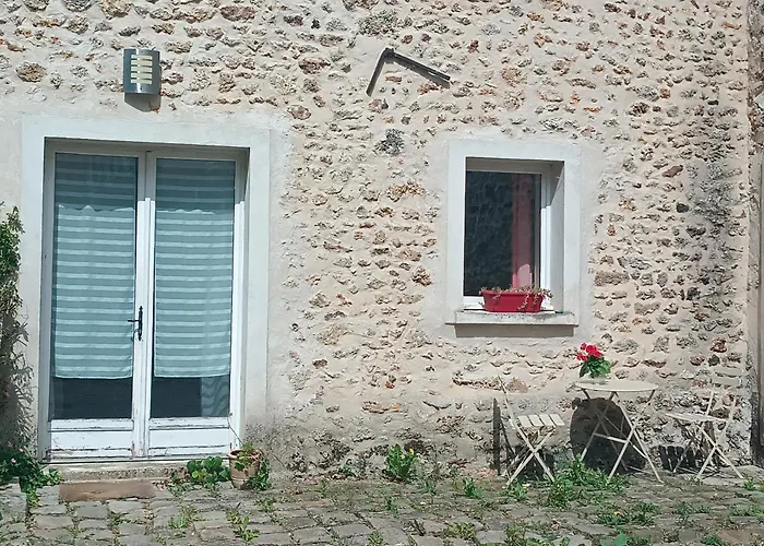 Duplex Dans Belle Propriete Avec Piscine Διαμέρισμα