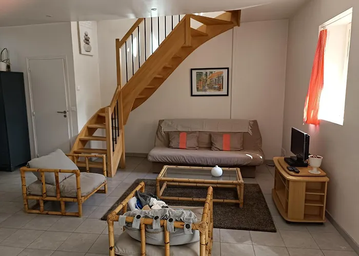 Διαμέρισμα Duplex Dans Belle Propriete Avec Piscine *